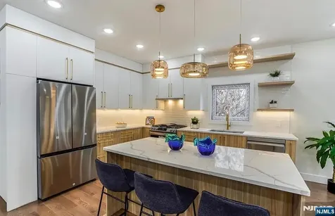 210 22nd Street Irvington NJ 07111