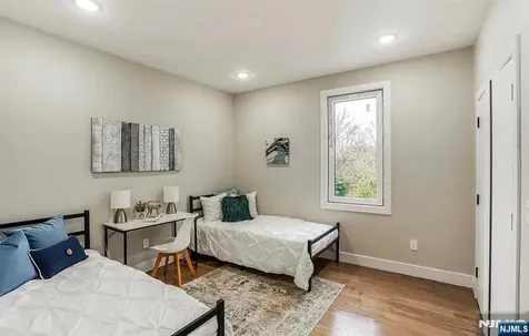 210 22nd Street Irvington NJ 07111