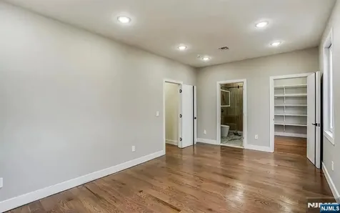 210 22nd Street Irvington NJ 07111