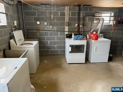 216 Brookside Avenue Ho-ho-kus NJ 07423