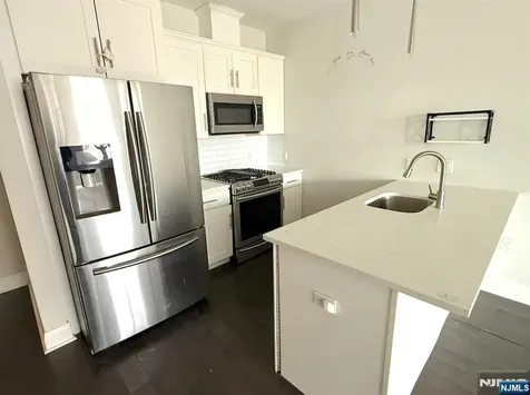 1901 Summit Avenue Union City NJ 07087