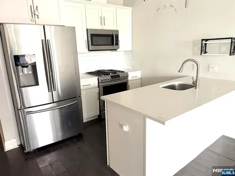 1901 Summit Avenue Union City NJ 07087