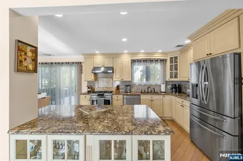 605 Gladys Court Northvale NJ 07647