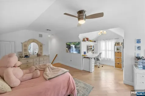 605 Gladys Court Northvale NJ 07647