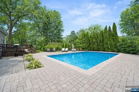 605 Gladys Court Northvale NJ 07647