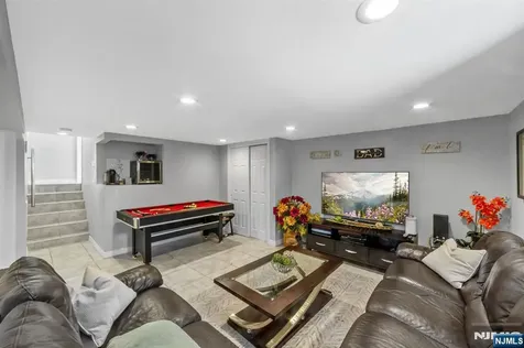 605 Gladys Court Northvale NJ 07647