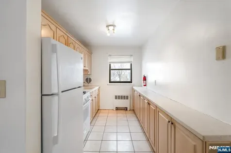130 Orient Way Rutherford NJ 07070