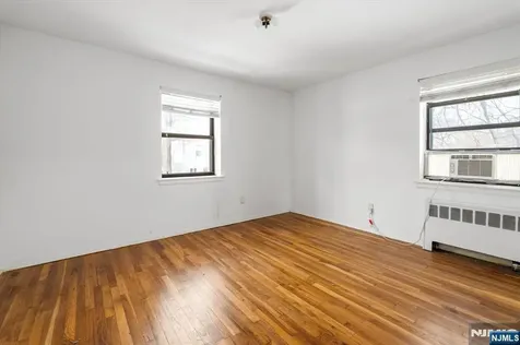 130 Orient Way Rutherford NJ 07070
