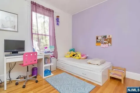 48 Stelfox Street Demarest NJ 07627