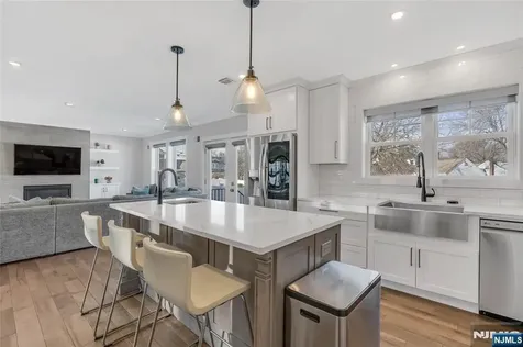 272 S Prospect Avenue Bergenfield NJ 07621