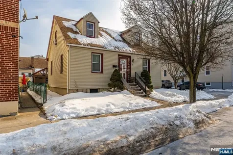30 Gold Street North Arlington NJ 07031