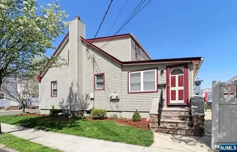 30 Gold Street North Arlington NJ 07031