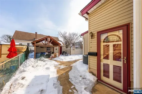 30 Gold Street North Arlington NJ 07031