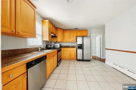 30 Gold Street North Arlington NJ 07031