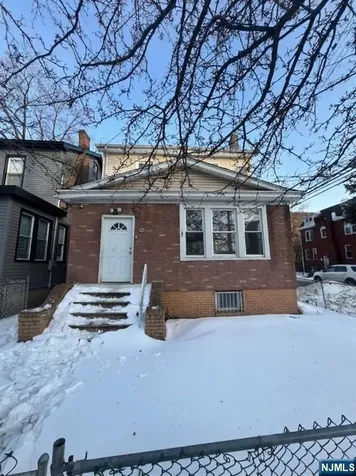 174 Munn Avenue Irvington NJ 07111