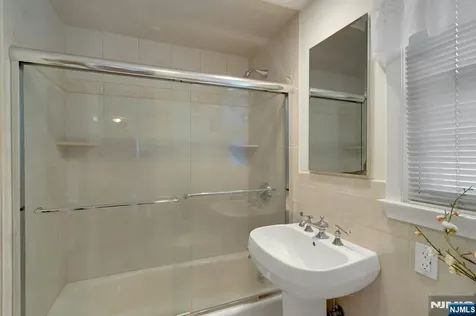 511 Hickory Street Kearny NJ 07032