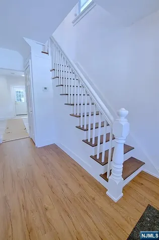 16 Clarke Street Closter NJ 07624