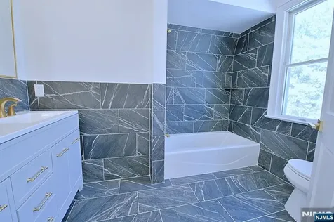 16 Clarke Street Closter NJ 07624