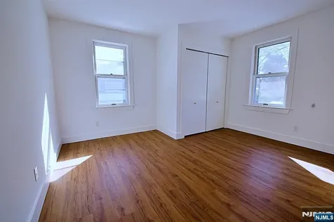 16 Clarke Street Closter NJ 07624