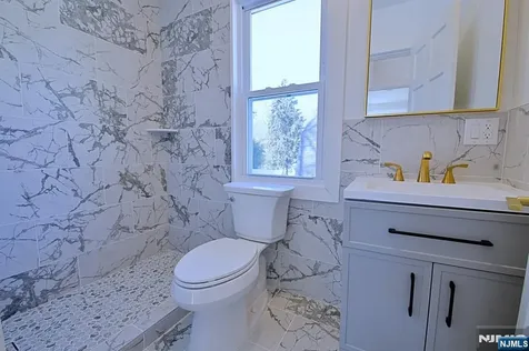 16 Clarke Street Closter NJ 07624