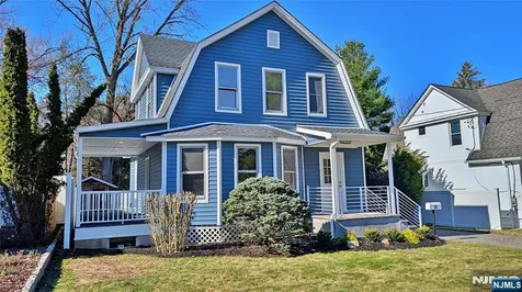 16 Clarke Street Closter NJ 07624