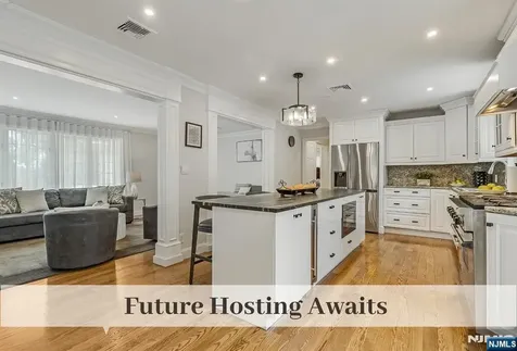32 Brookside Drive Upper Saddle River NJ 07458