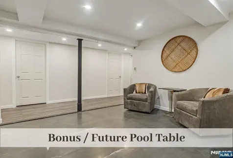 32 Brookside Drive Upper Saddle River NJ 07458