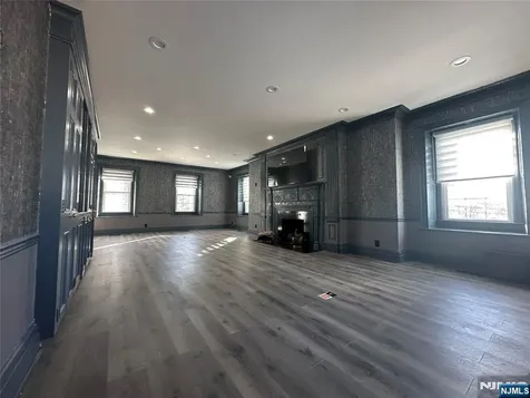 285 Grand Avenue Englewood NJ 07631