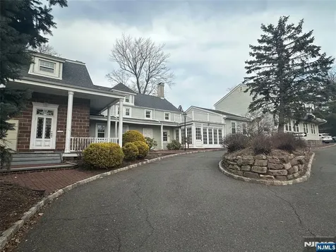 285 Grand Avenue Englewood NJ 07631