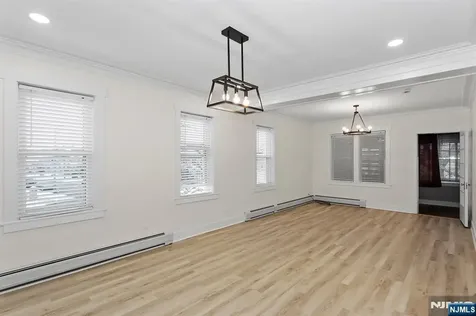 87 Paterson Avenue Wallington NJ 07057