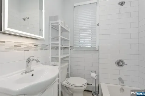 87 Paterson Avenue Wallington NJ 07057