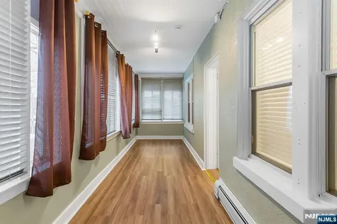 87 Paterson Avenue Wallington NJ 07057