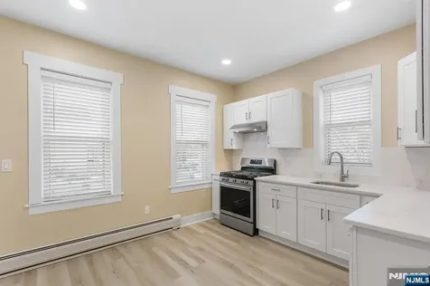 87 Paterson Avenue Wallington NJ 07057