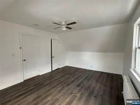 40 Hickory Avenue Bergenfield NJ 07621