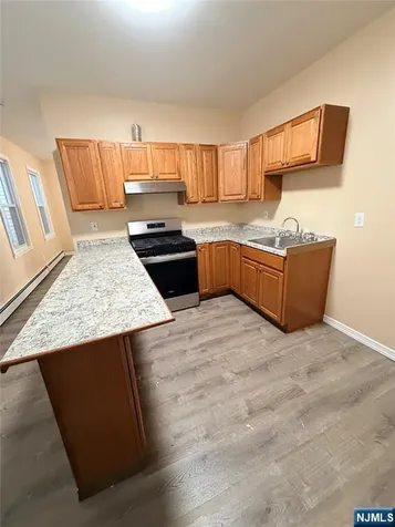 44 Hecker Street Newark NJ 07103