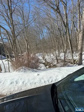 15 Saw Mill Road Kinnelon Borough NJ 07405