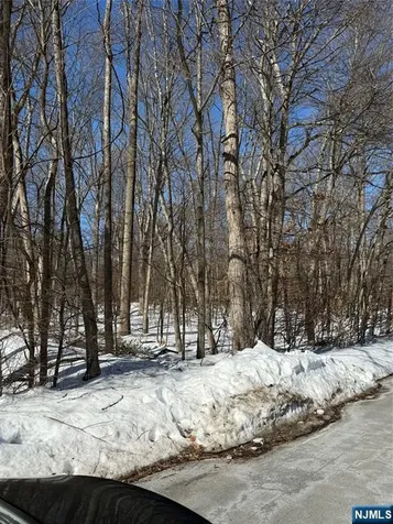 15 Saw Mill Road Kinnelon Borough NJ 07405