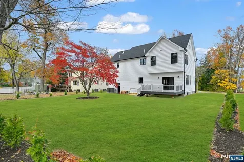 85 Kings Road Chatham Borough NJ 07928