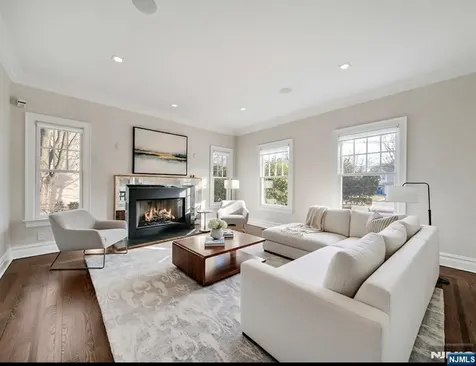 187 Buckingham Road Tenafly NJ 07670