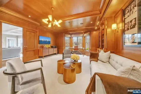 187 Buckingham Road Tenafly NJ 07670