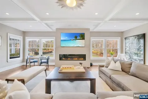 187 Buckingham Road Tenafly NJ 07670