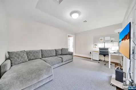 187 Buckingham Road Tenafly NJ 07670