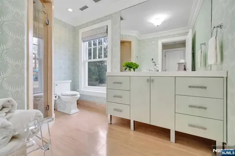 187 Buckingham Road Tenafly NJ 07670