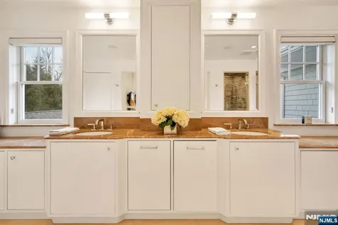 187 Buckingham Road Tenafly NJ 07670