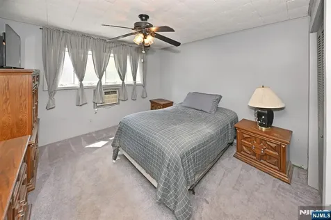 23 Hamil Court Clifton NJ 07013