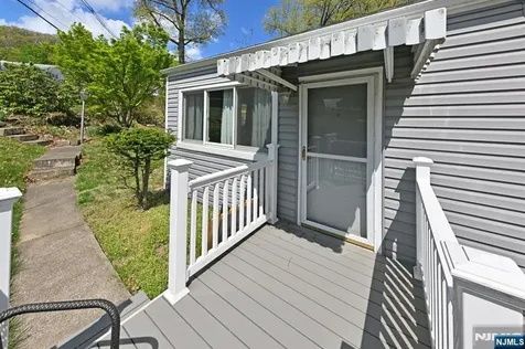 23 Hamil Court Clifton NJ 07013