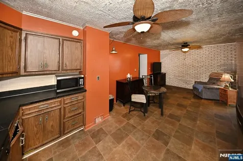 23 Hamil Court Clifton NJ 07013