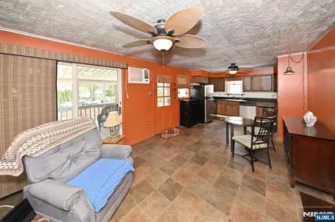 23 Hamil Court Clifton NJ 07013