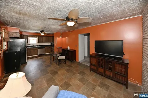 23 Hamil Court Clifton NJ 07013