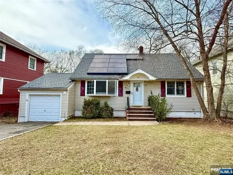 36 Cumberland Avenue Verona NJ 07044